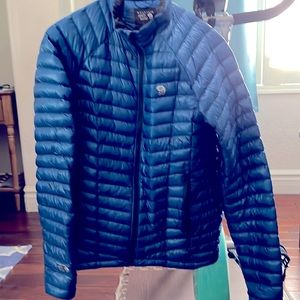 Mountain hardwear ghost whisperer men’s blue size S